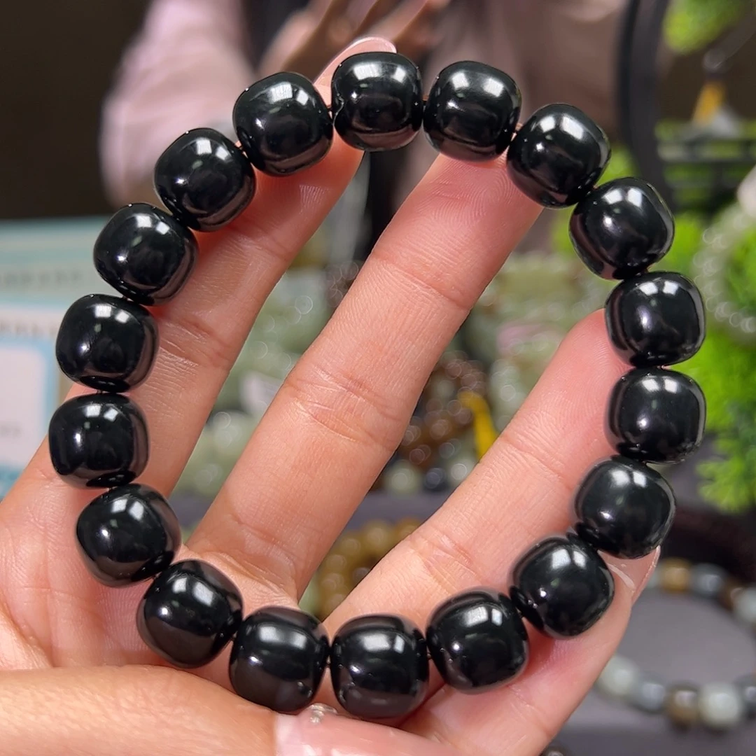 和田玉未镶嵌手串