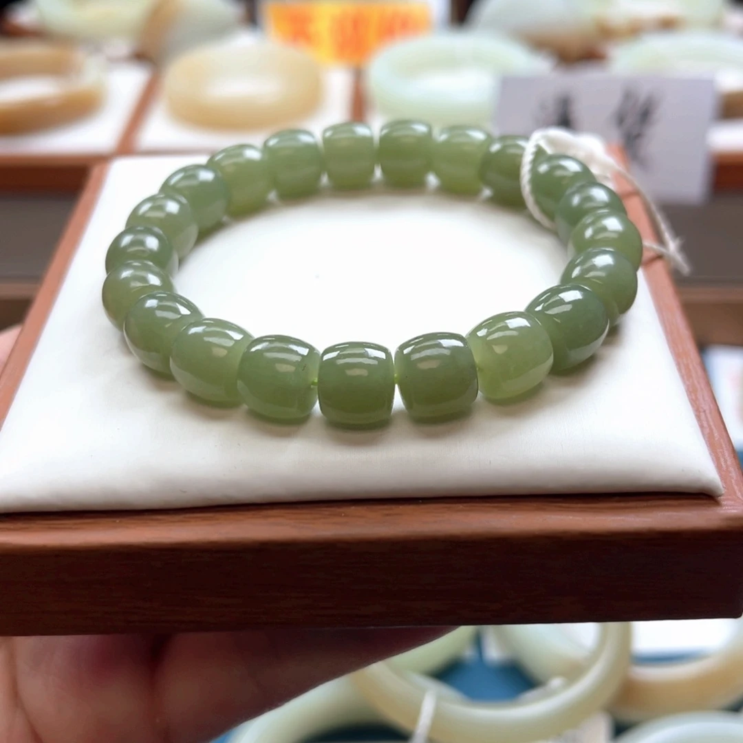 未镶嵌手串和田玉