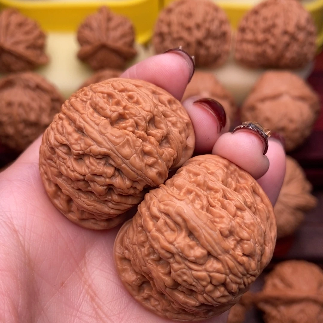 文玩核桃把件精品密纹狮子头39