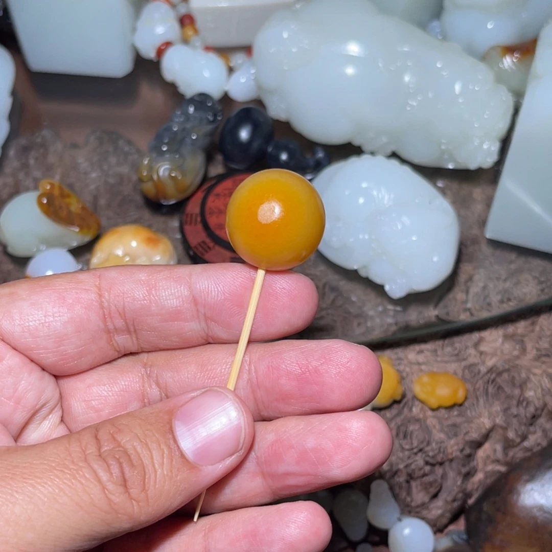 和田玉未镶嵌车挂20