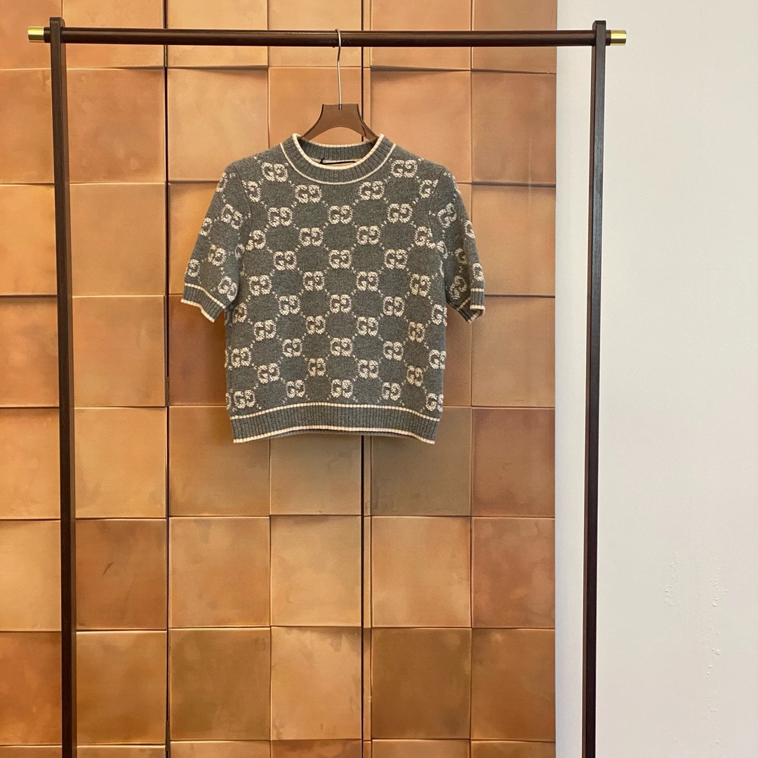 Gucci 23fw大爆款灰色老花满印羊毛短袖/m码/全新带吊/29078