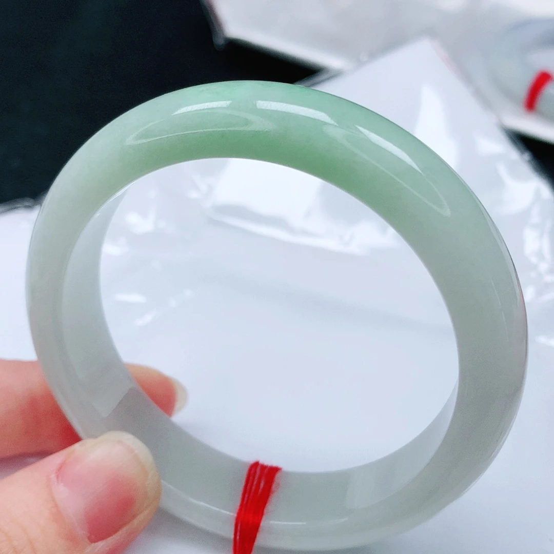 未镶嵌手镯翡翠翡翠
