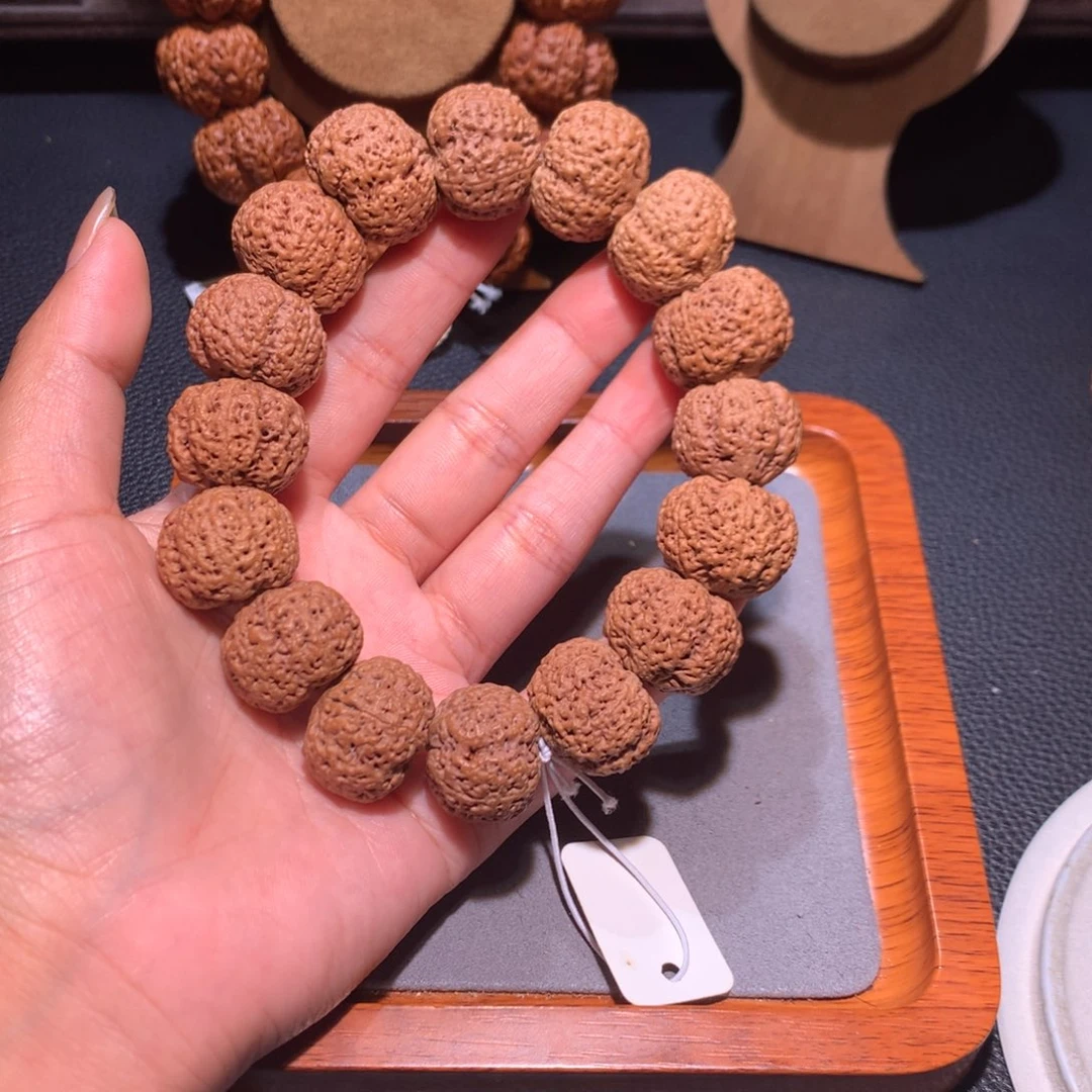 金刚菩提手串22+熊猫菠萝蜜