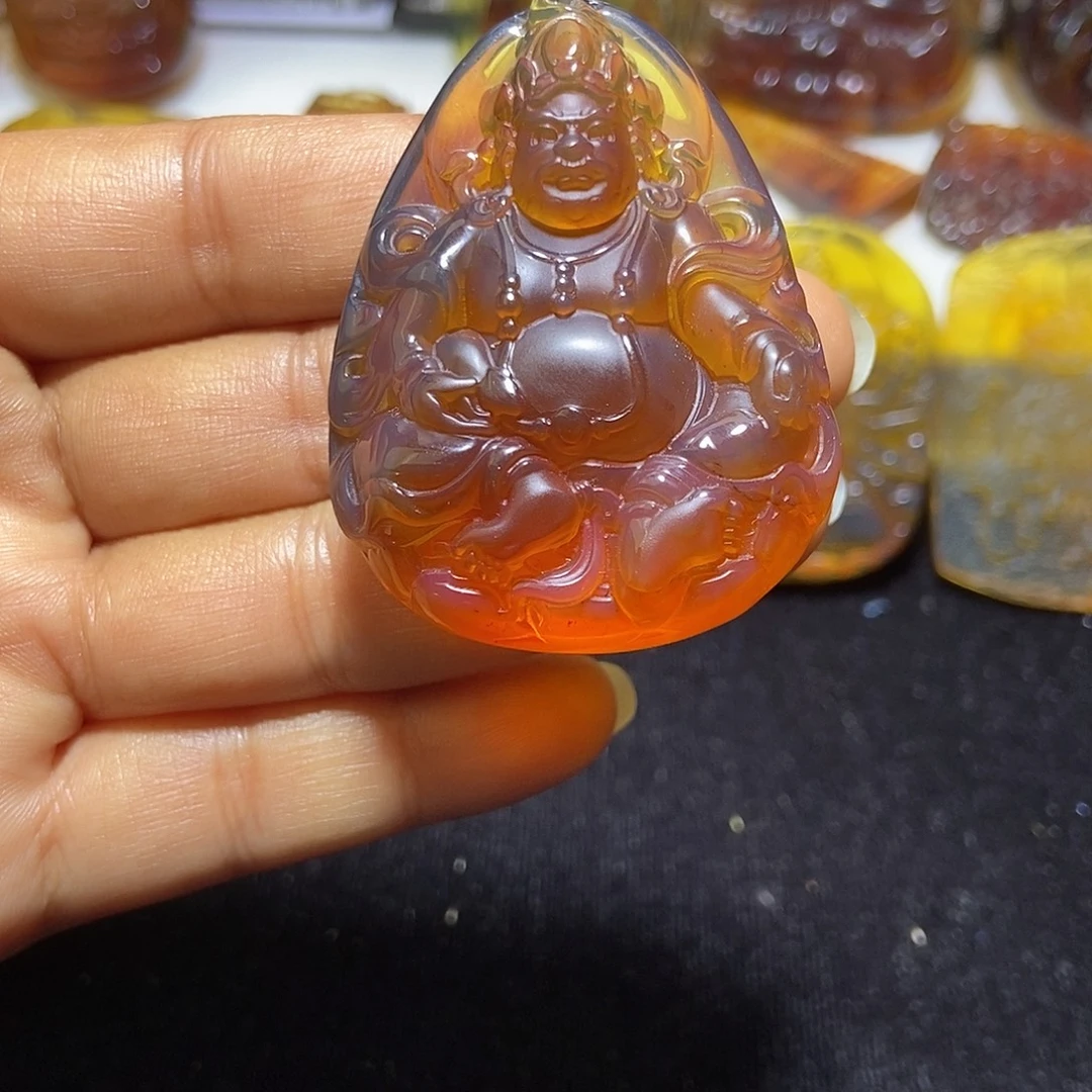 琥珀未镶嵌颈饰黄财神-28