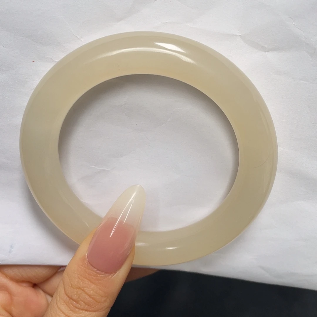 和田玉未镶嵌手镯56