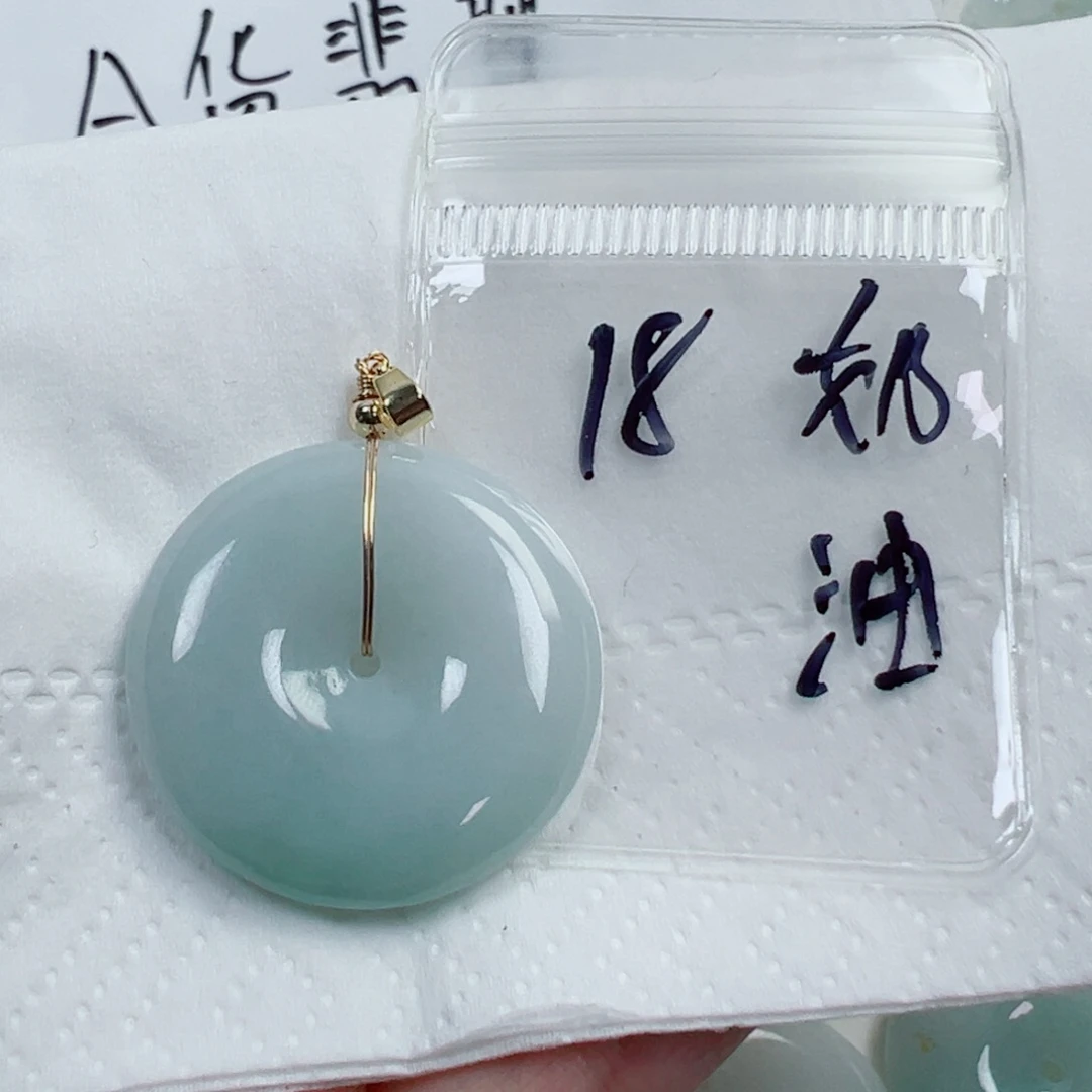 奶***斯翡翠散珠18 号链接，A货翡翠