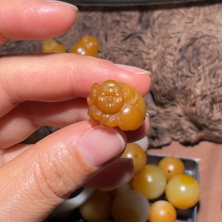 和田玉（糖玉）未镶嵌颈饰