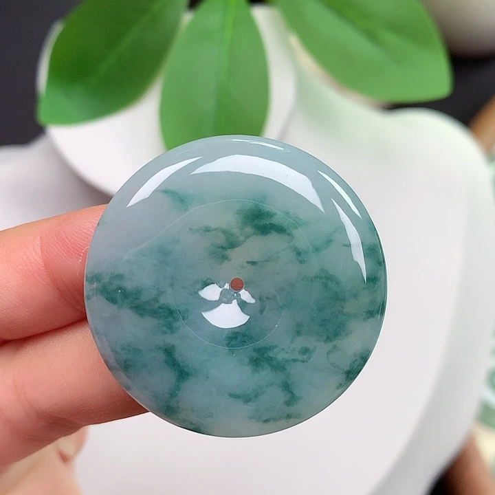 翡翠未镶嵌颈饰平安扣 35.4x6.0mm