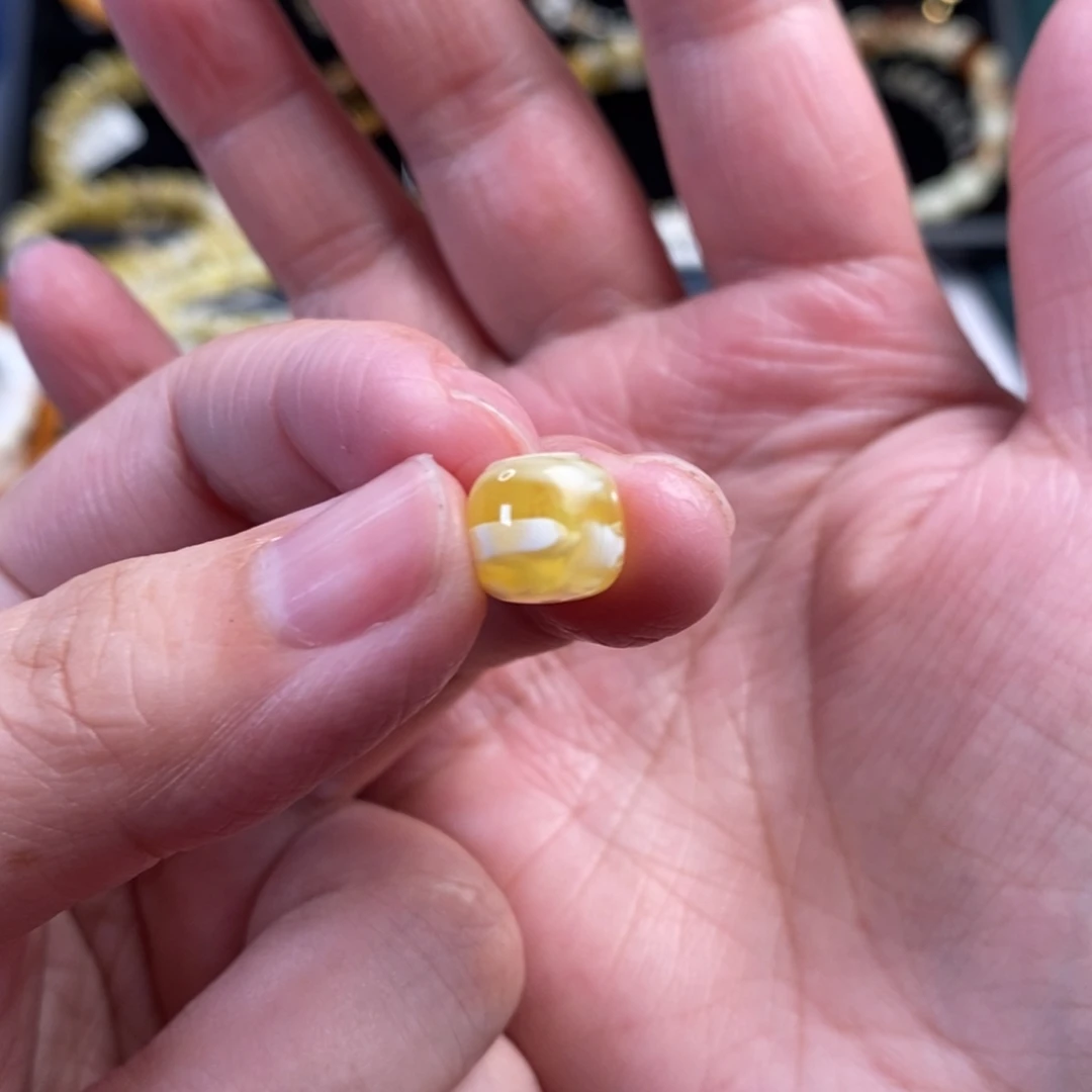 裸石蜜蜡未镶嵌金瓷白溶洞老型单珠9.6