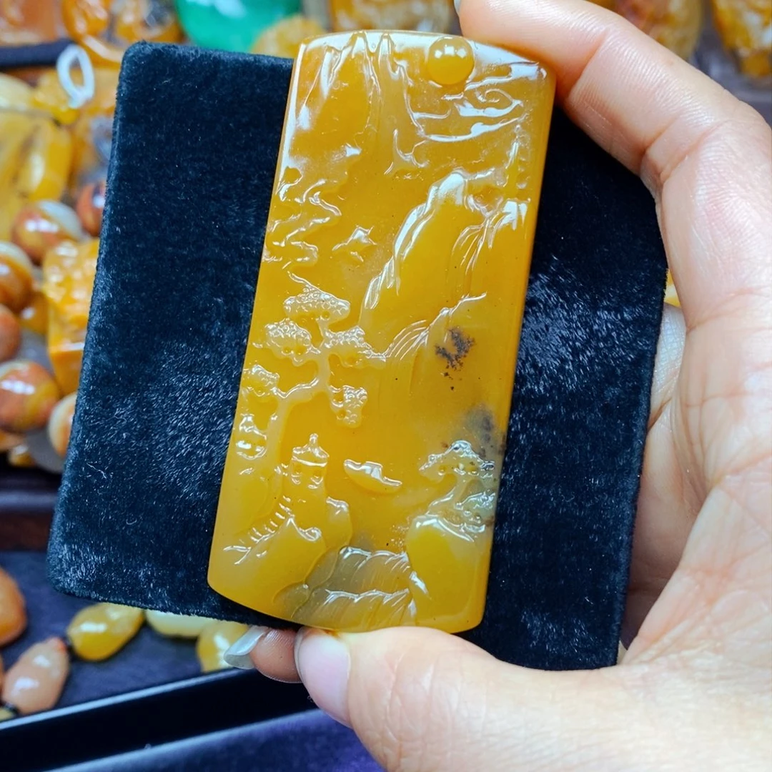未镶嵌石英质玉（黄龙玉）吊坠(不含链)