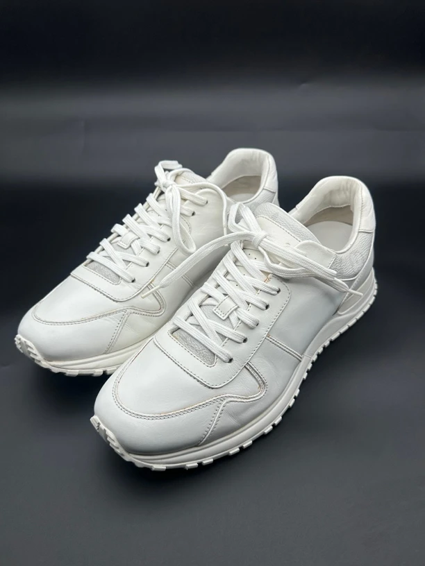 95新 LouisVuitton/路易威登 白色皮革休闲运动鞋 奢f253 40.5码