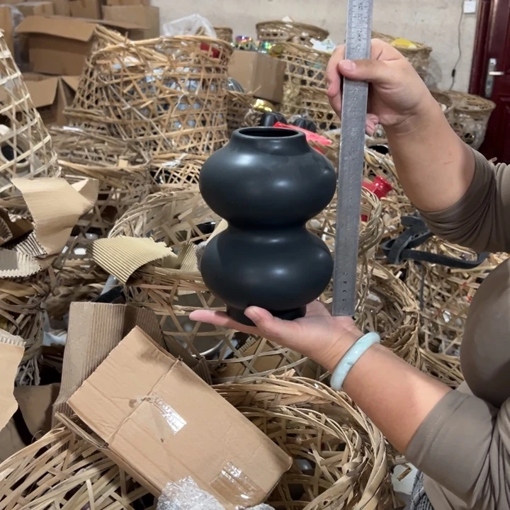 瓶高度20厘米口径6厘米微瑕捡漏