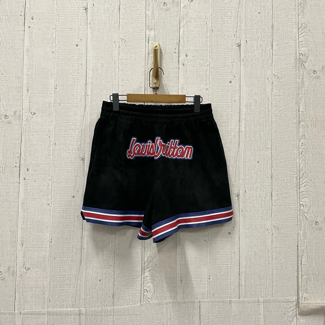 99新 LouisVuitton/路易威登 yy 黑色麂皮logo短裤 S码 501561