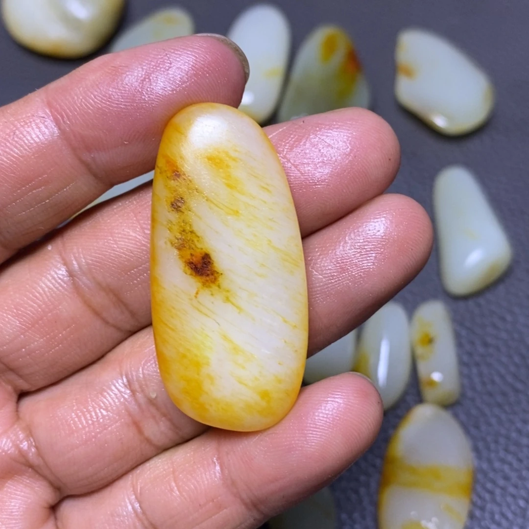 未镶嵌和田玉挂件