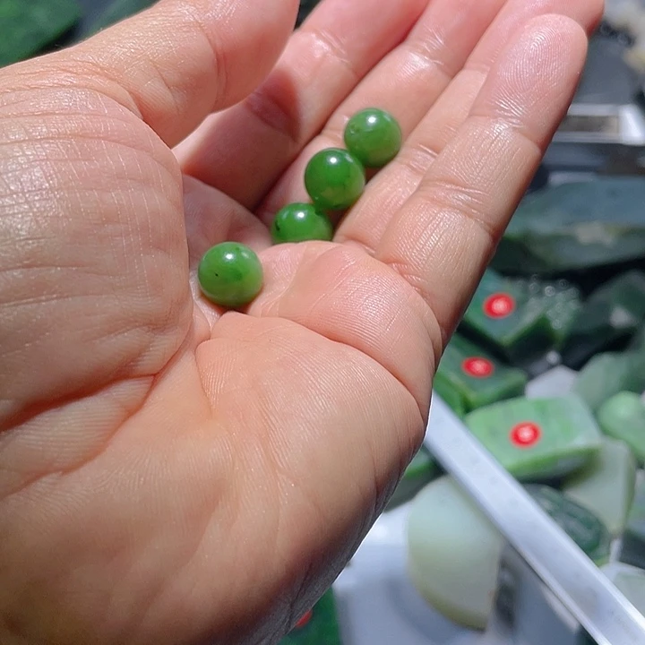 清***吹和田玉未镶嵌颈饰