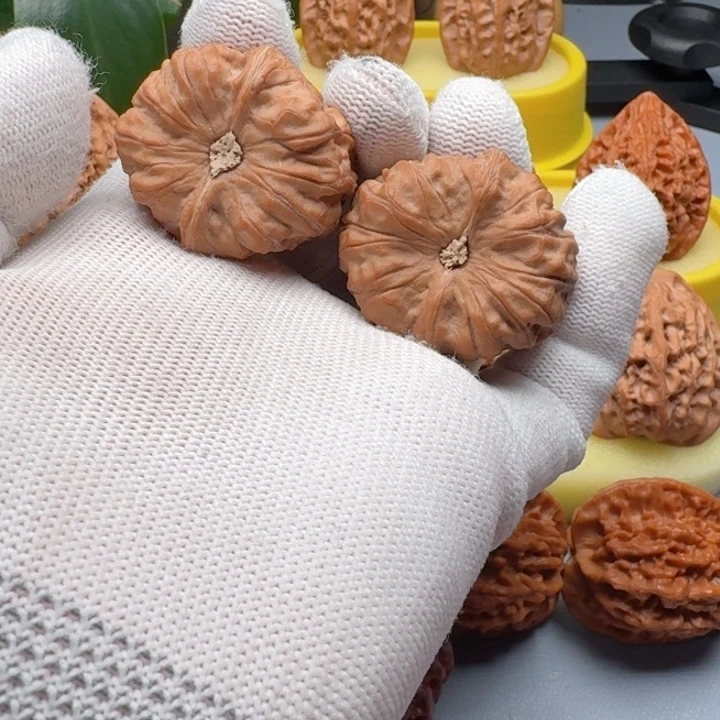 核桃福利平谷凹底文玩