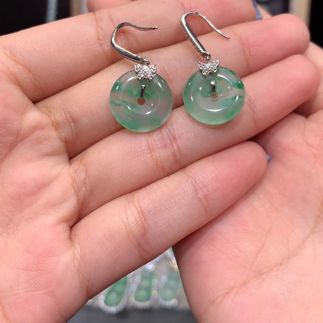 颈饰银S925镶嵌石英质玉（非洲翠）