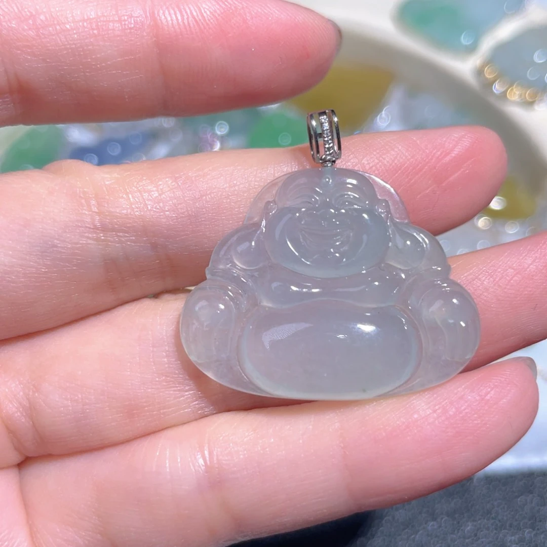 翡翠颈饰18K金镶嵌翡翠