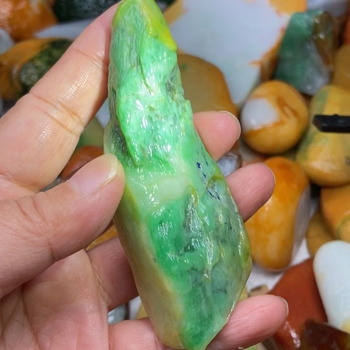 定制翡翠未镶嵌包工