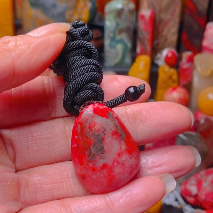 鸡血石鸡血石挂件