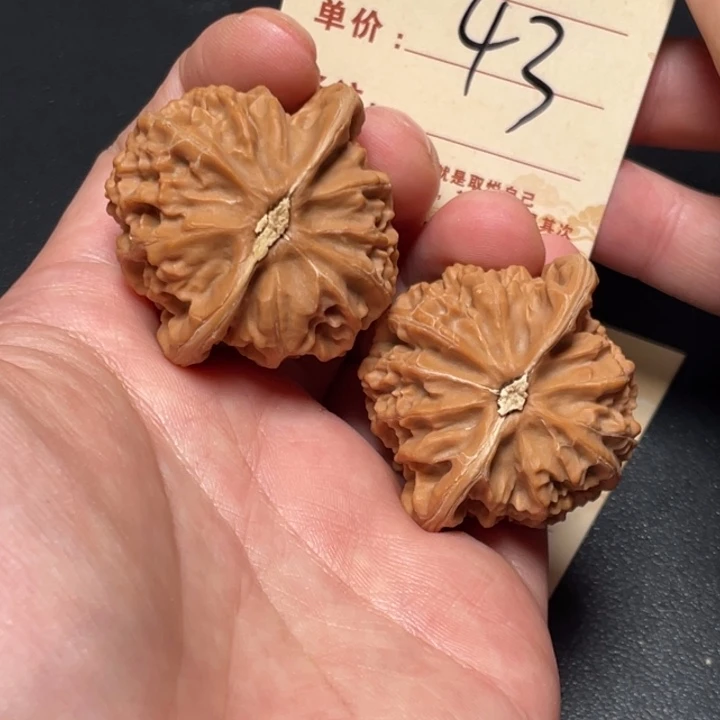 文玩核桃把件宫灯41尺全品白茬43