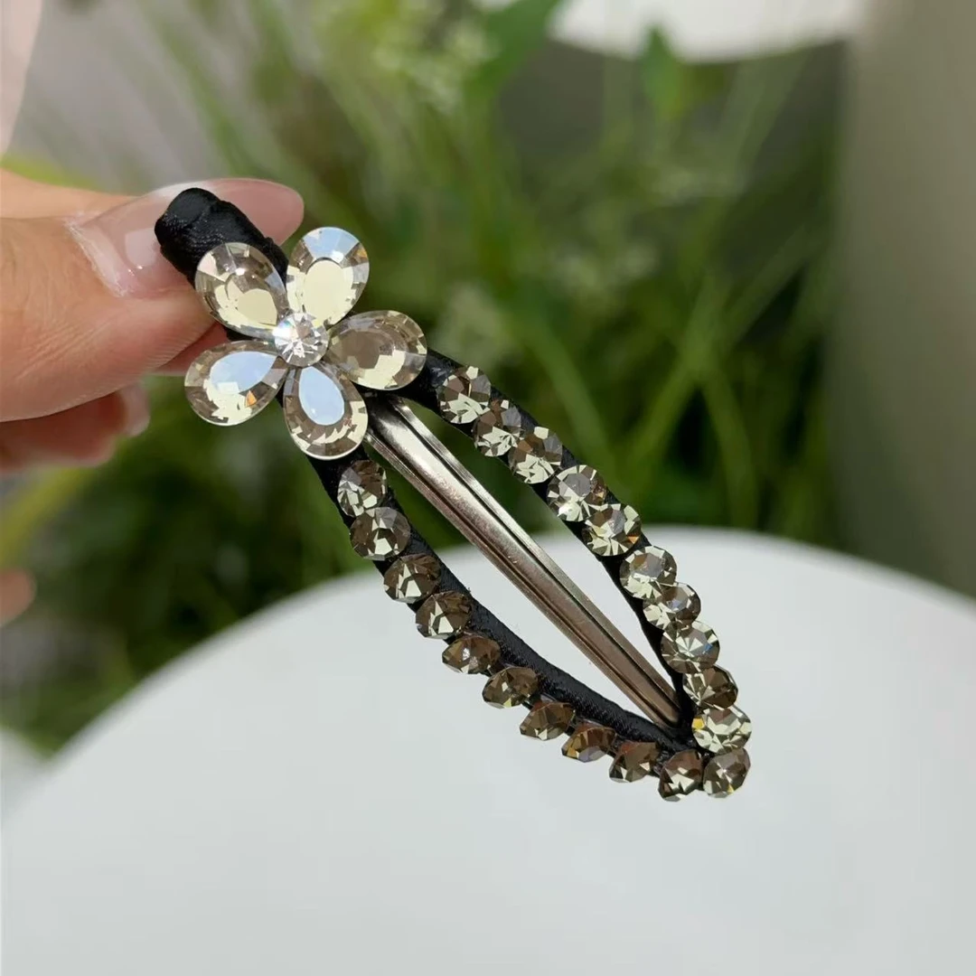 挽梦精品水晶小清新黑色单花六公分压夹2113