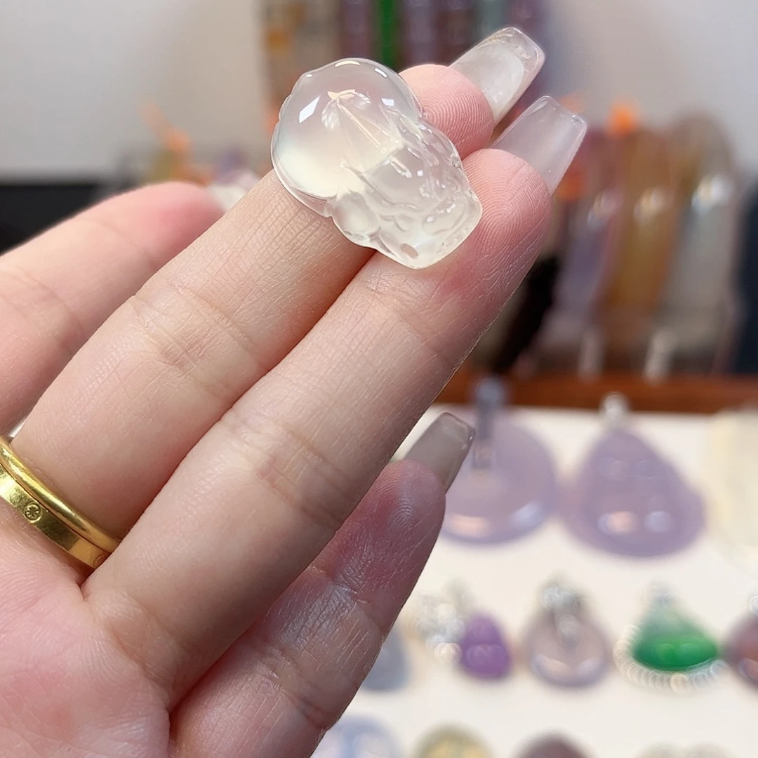 玛瑙/玉髓未镶嵌颈饰