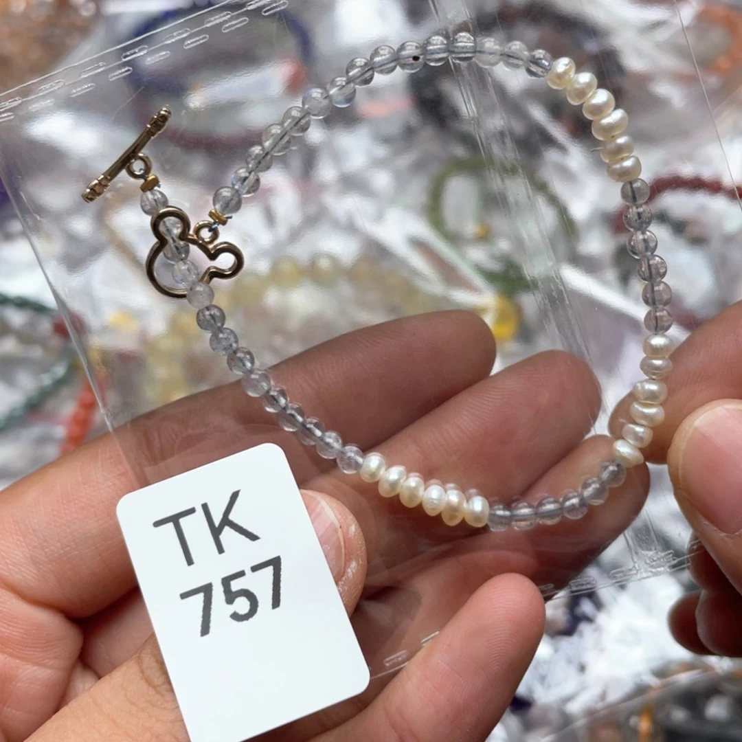 水晶多样性发一只未镶嵌