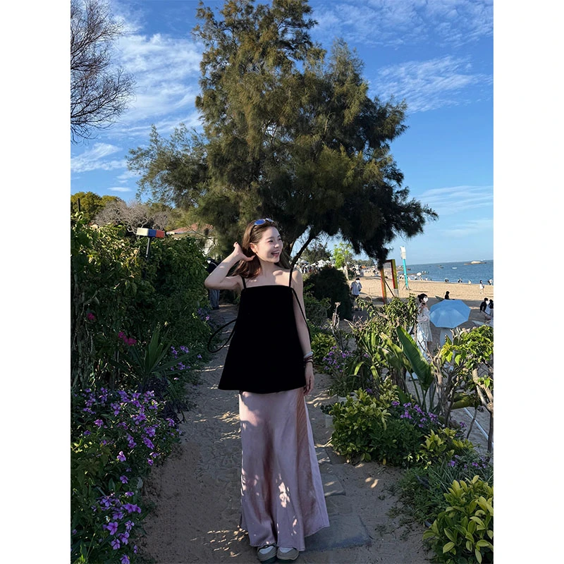 韩系甜美风休闲百搭时尚高级感黑色吊带背心高腰a字半身裙套装女