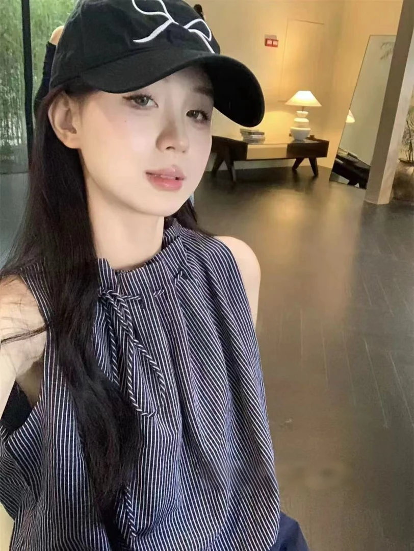 夏季蓝色格子无袖衬衫夏天女设计感小众短款褶皱修身百搭上衣