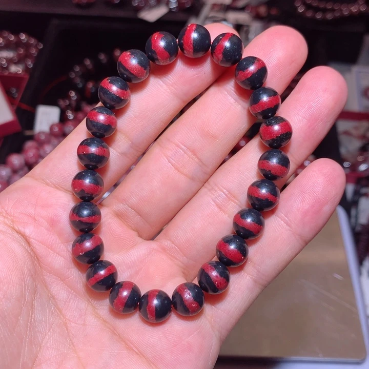 天然辰砂一线天手串