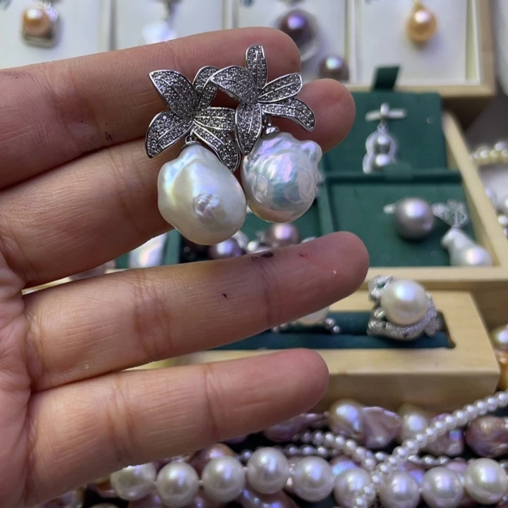 淡水珍珠耳饰合金