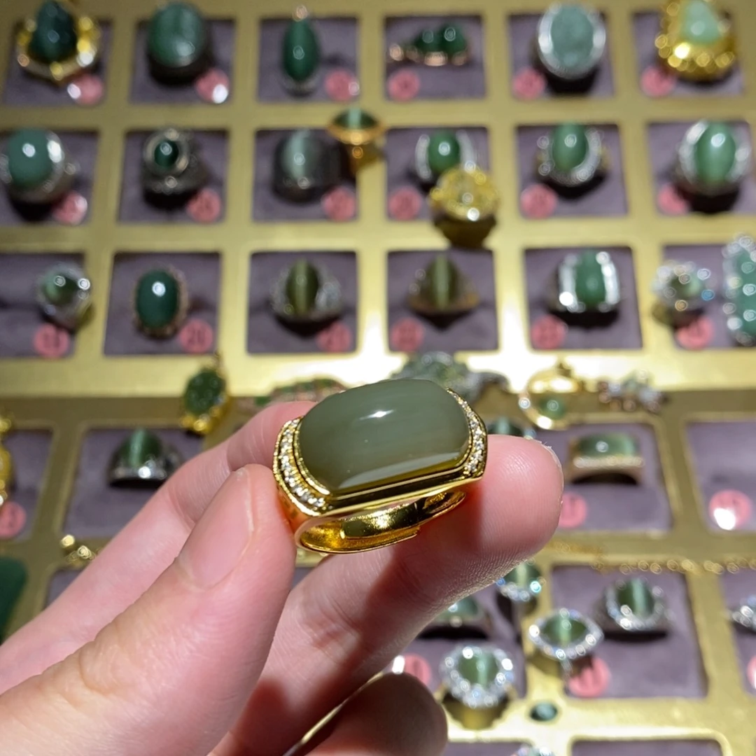 和田玉未镶嵌戒指