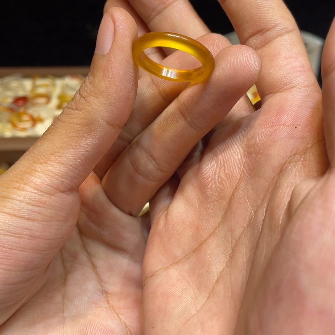 玛瑙/玉髓未镶嵌戒指247号港18 默认瑕疵