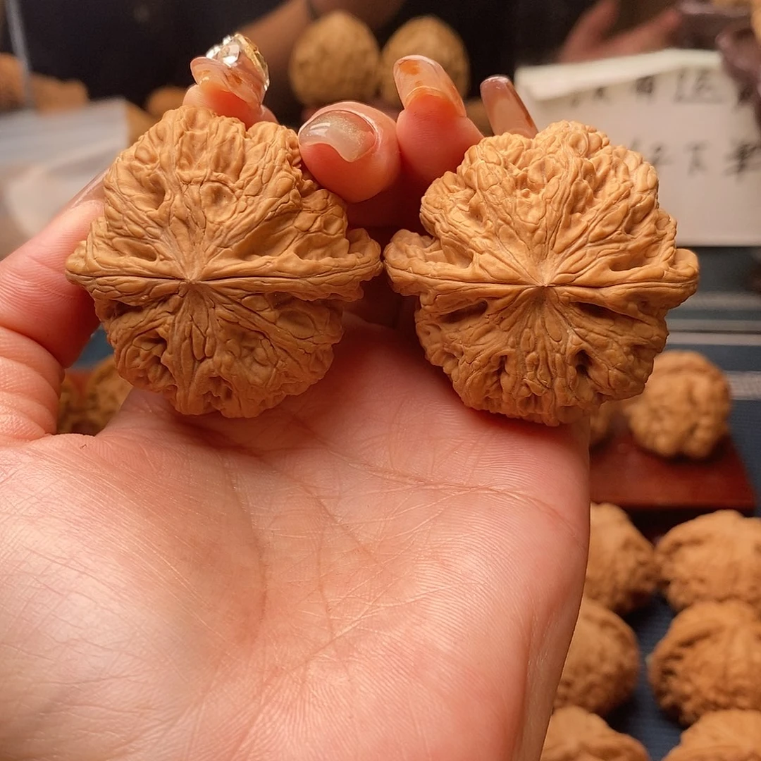 吊坠文玩核桃粗筋46