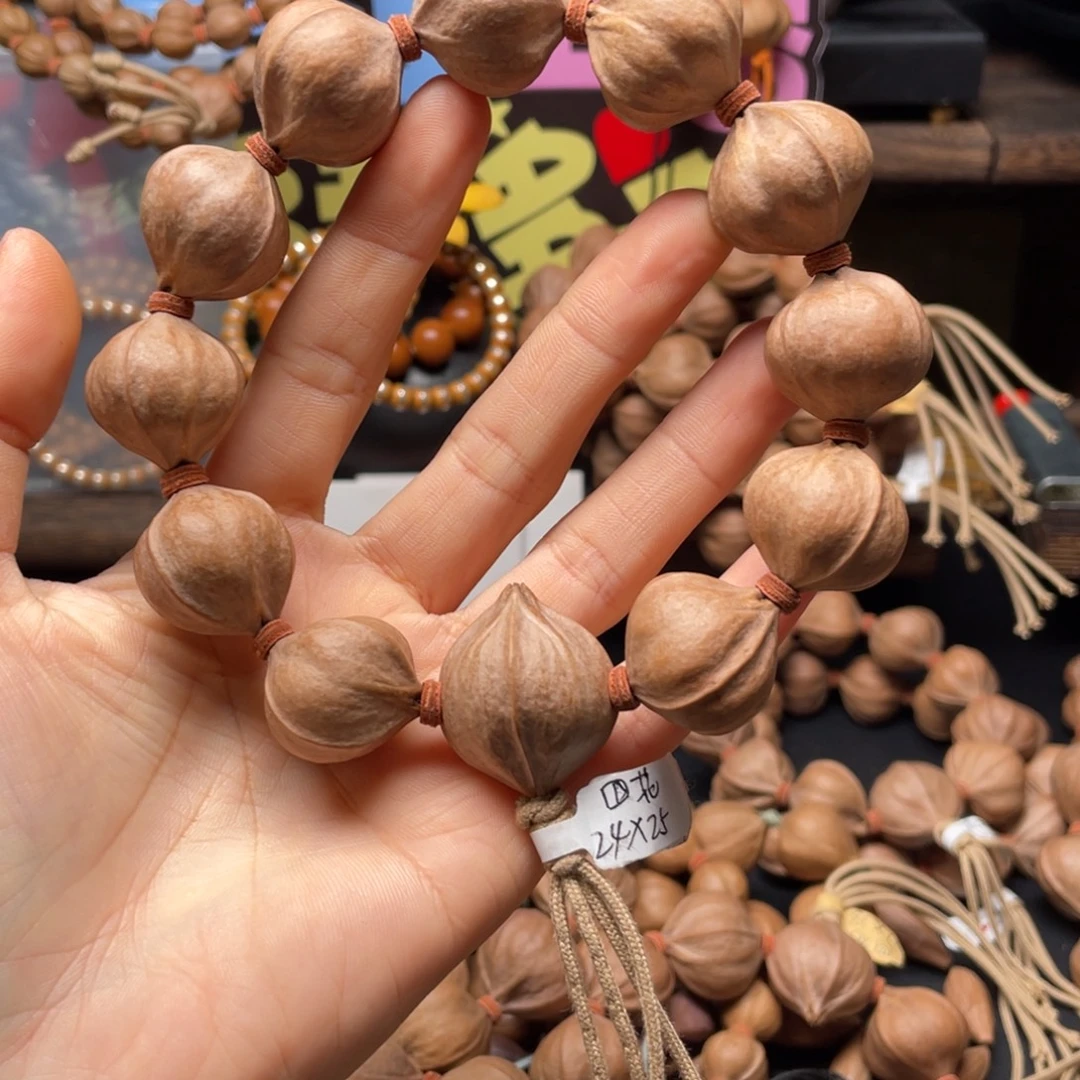 多***爸橄榄核吊坠2425四花铁核