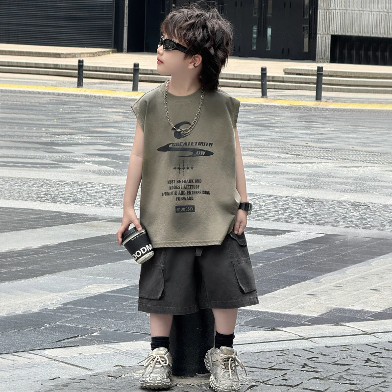 中班仔童装男童夏季套装背心工装五分裤休闲帅气两件套潮*ZH2550