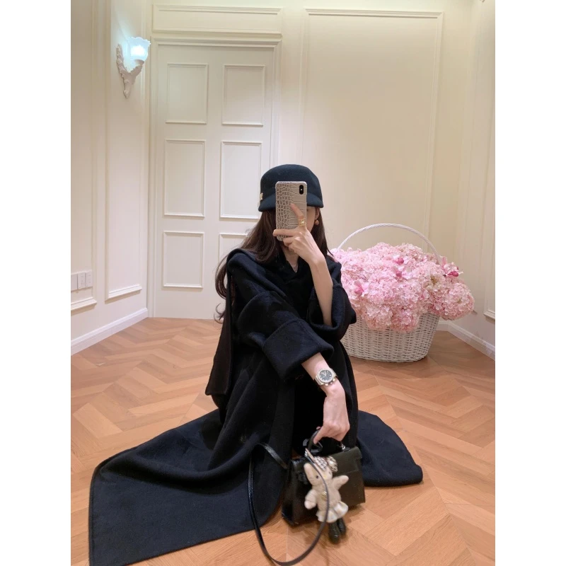 高级感复古洋气保暖大衣女秋冬季2025新款韩版赫本风气质百搭外套