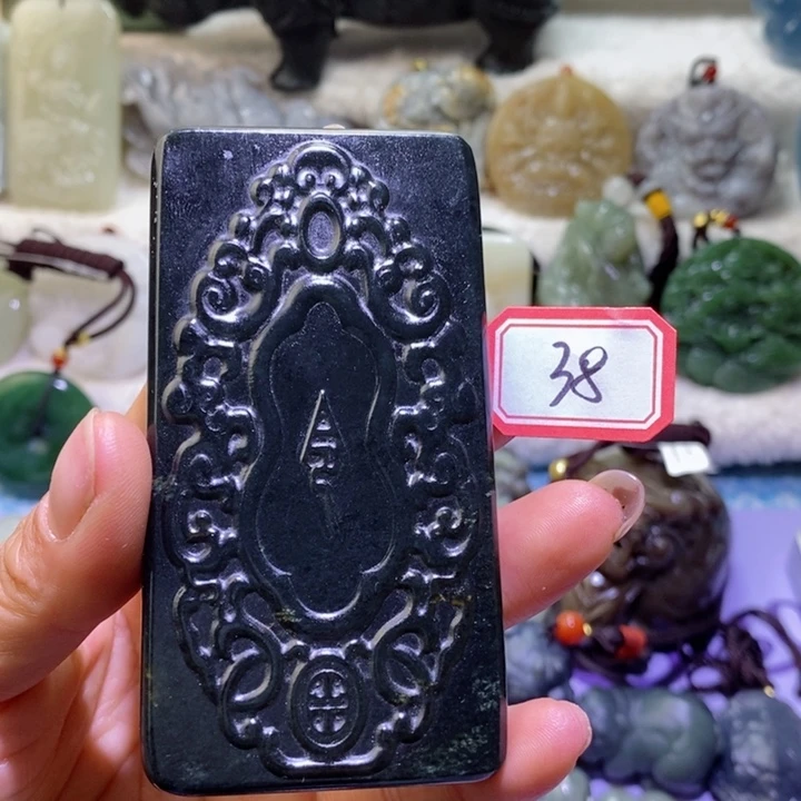 和田玉边角料未镶嵌