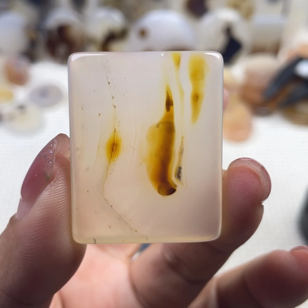 玛瑙/玉髓未镶嵌颈饰