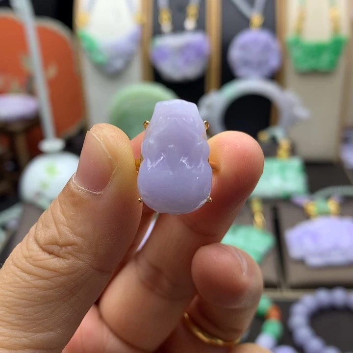 翡翠未镶嵌吊坠(不含链)翡翠戒指