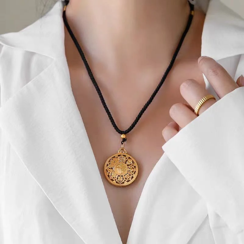 铜合金项链 梵诺熙 X 新中式双面福牌莲花项链