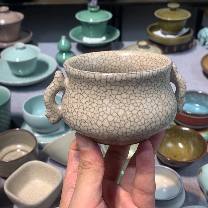 龙泉青瓷手工墨纹