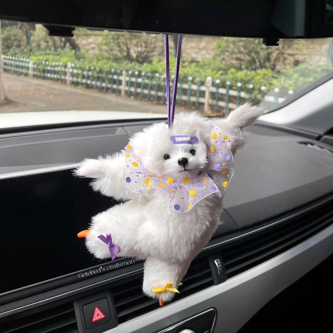 新款波士顿芭蕾熊车载挂件跳舞小熊汽车装饰可爱挂饰毛绒玩具摆件