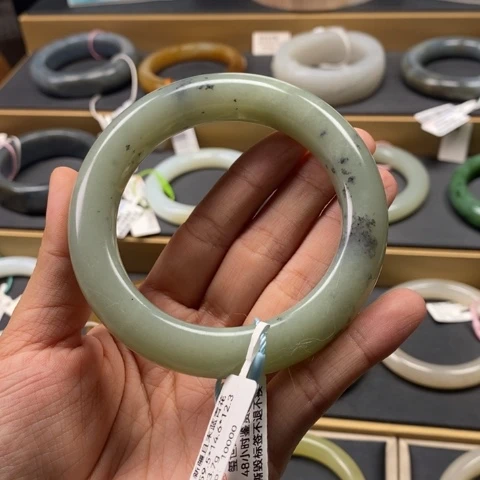 未镶嵌手镯和田玉59