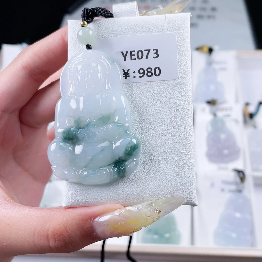 翡翠未镶嵌颈饰YE073