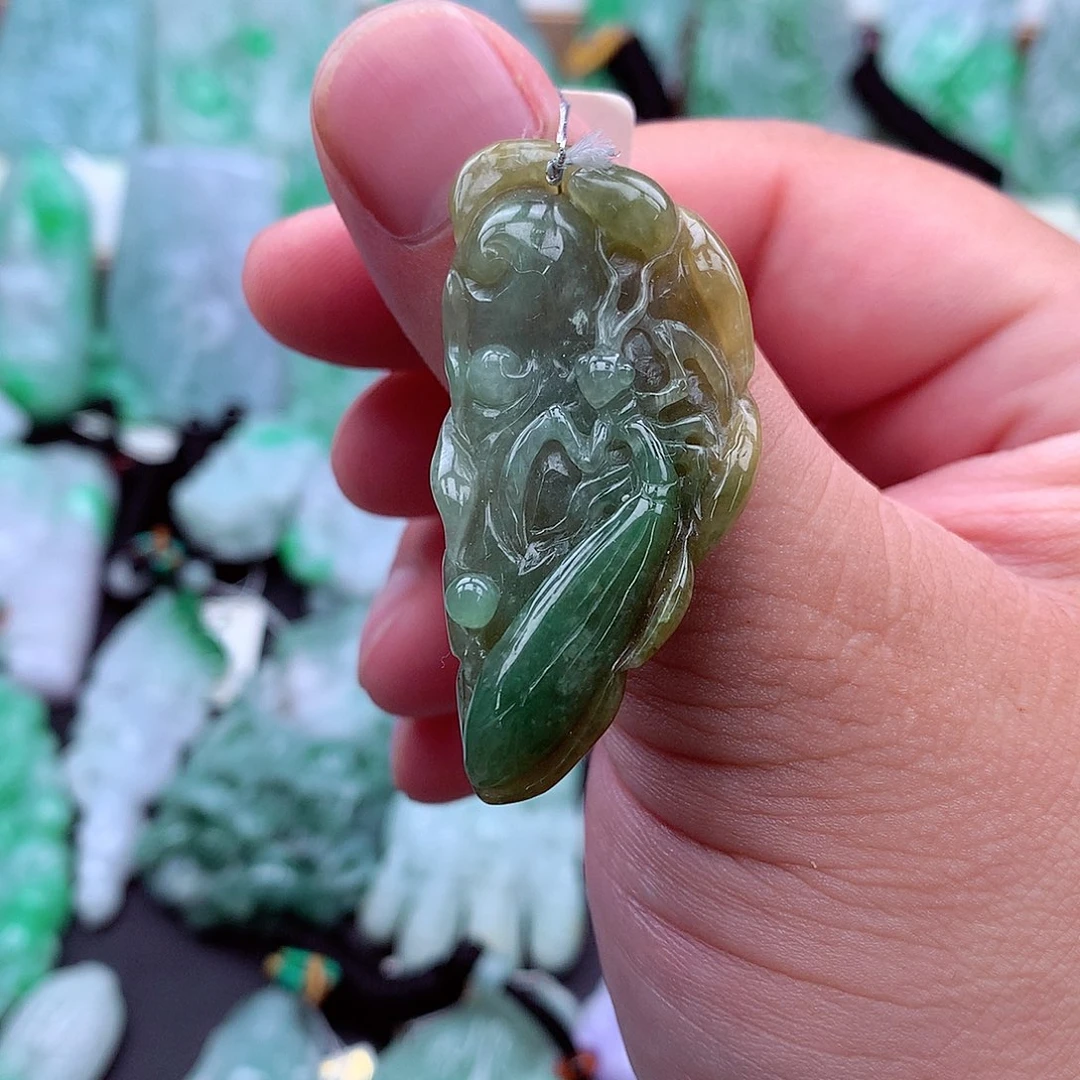 翡翠未镶嵌吊坠(不含链)