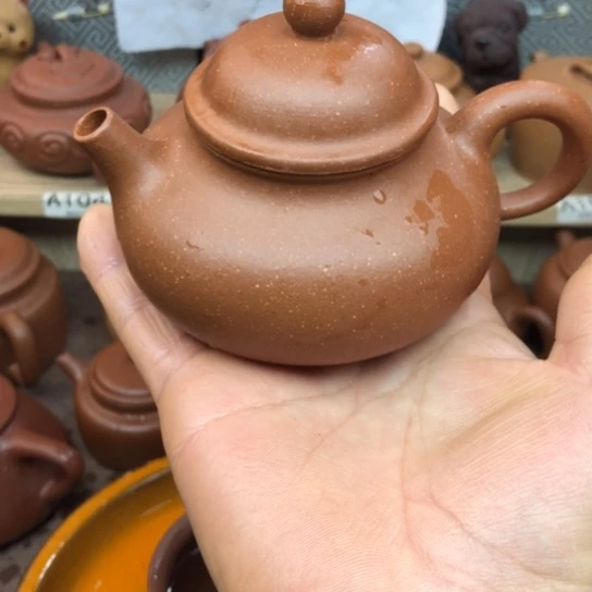 紫砂茶壶将坡泥容天180豪升左右