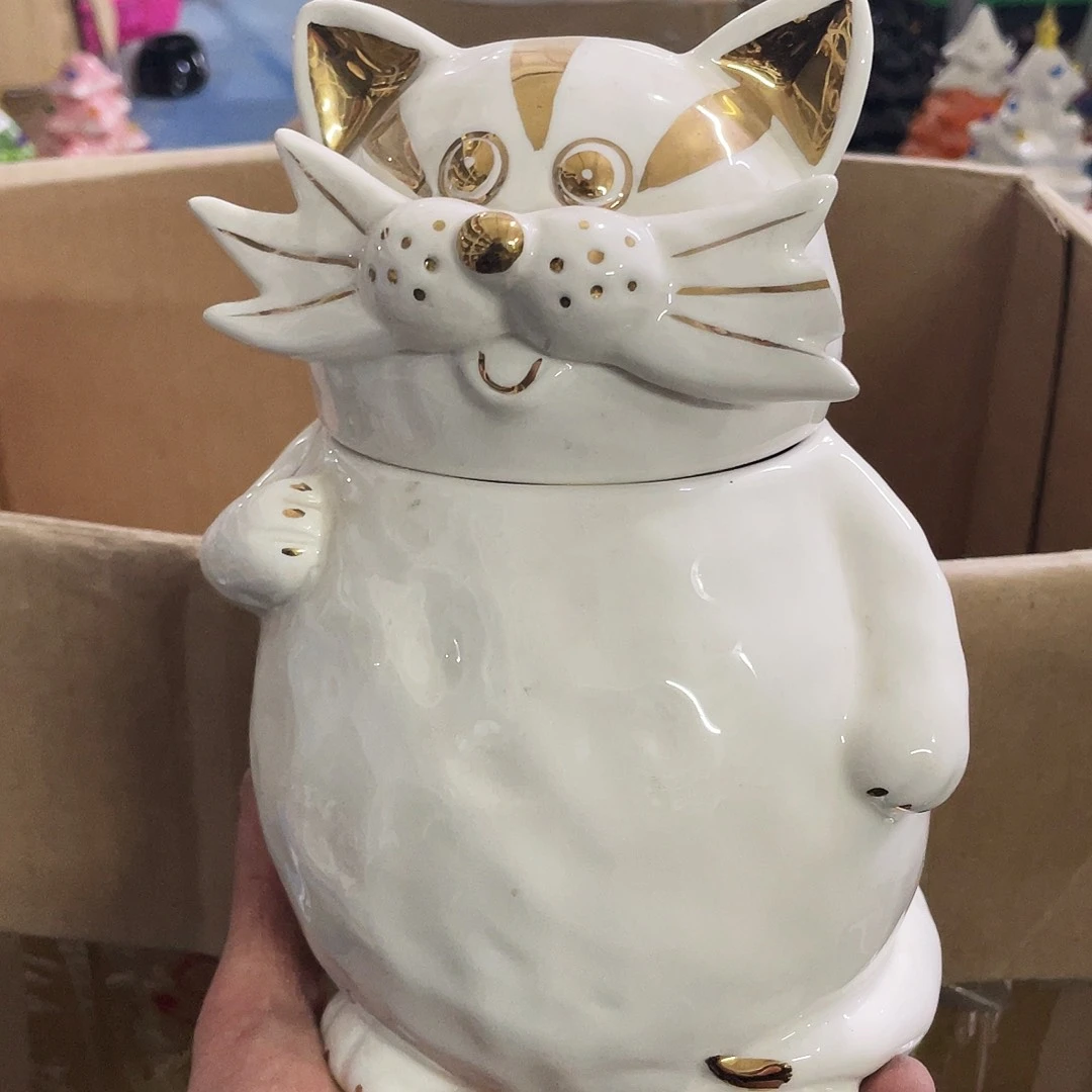 摆件   磕碰。瑕疵。裂。