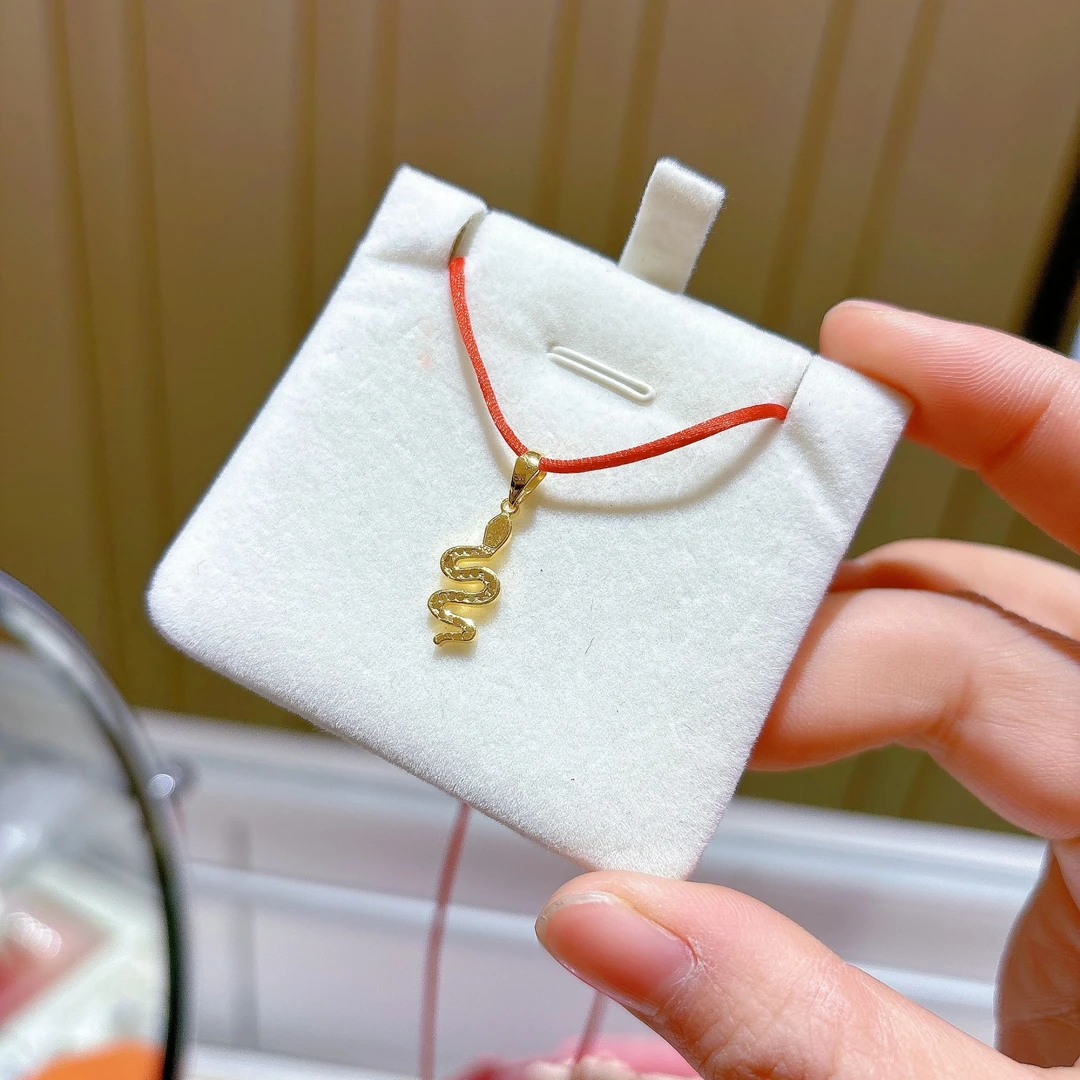 Chow Tai Seng/周大生足金999灵蛇吊坠